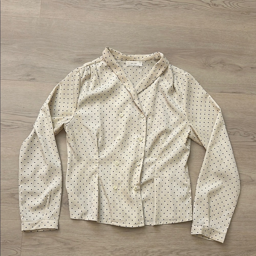 OAK + FORT Cream and Black Polka Dot Button Down Shirt; like a small